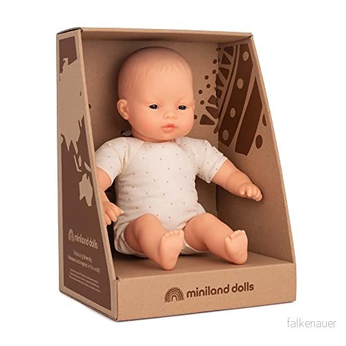 Miniland Dolls 31366: 32cm asiatisk docka med mjuk kropp. Presenterad presentask. 8413082313661
